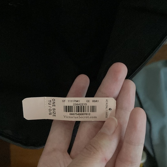 Must Go‼️ NWT Victoria Secret Sequin Tote Bag. Read Description 👇 - Picture 6 of 6